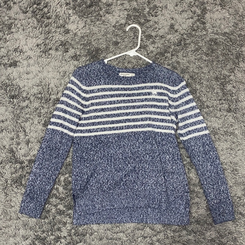 Abercrombie Kids || sweater